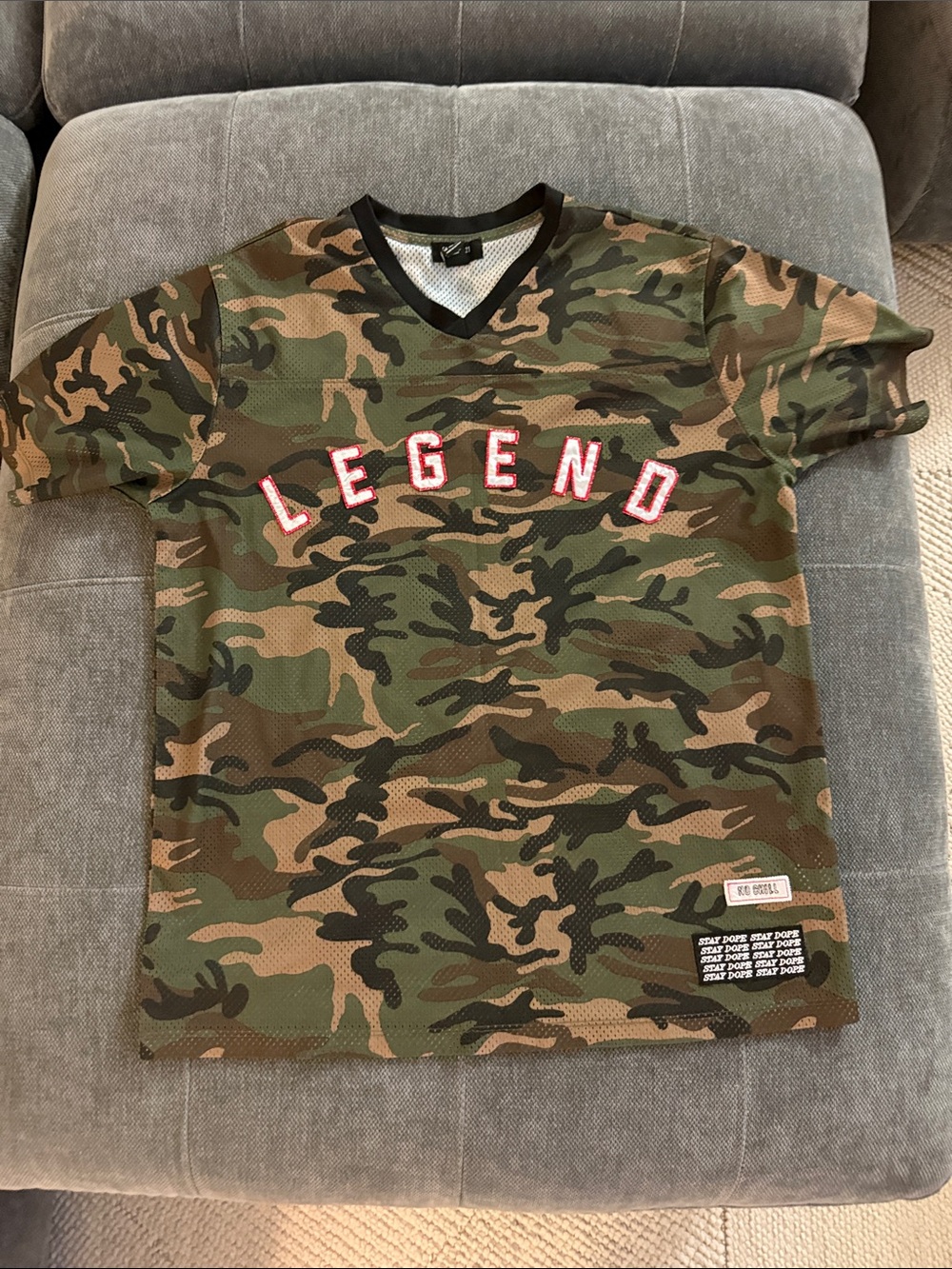 Forever 21 Camouflage 'Legend' V-Neck Jersey in Green and Brown